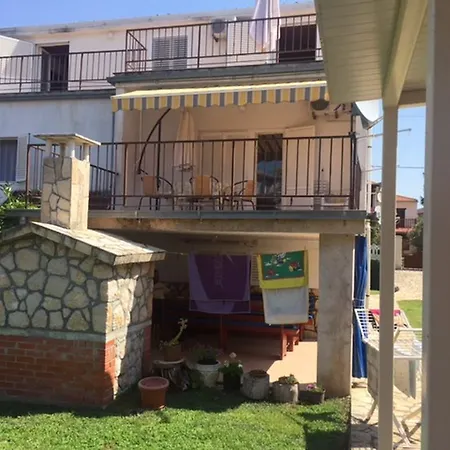Apartamento Ferienhaus In Grizane 8 Zadar